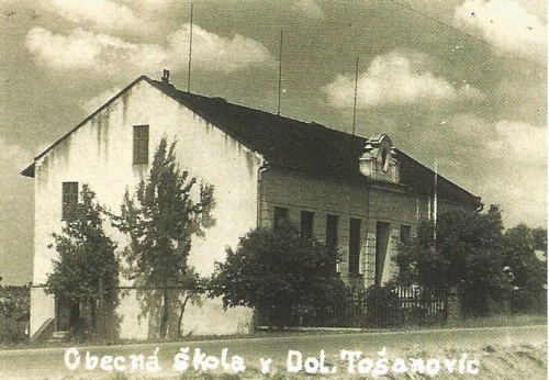 Škola v Dolních Tošanovicích ... Horní Tošanovice, Mgr. Irena Cichá