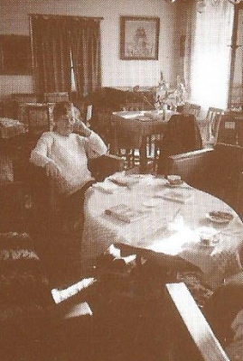 Chlumská Jarmila na zámku v roce 2005 ... Dolní Tošanovice, Mgr. Irena Cichá