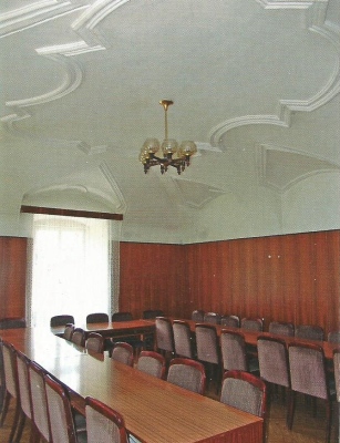 Zasedací místnost, kdysi kaple, stav v roce 2005 ... Horní Tošanovice, Mgr. Irena Cichá